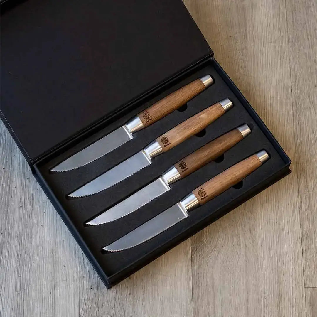 Coolina’s Rustic Steak Knives